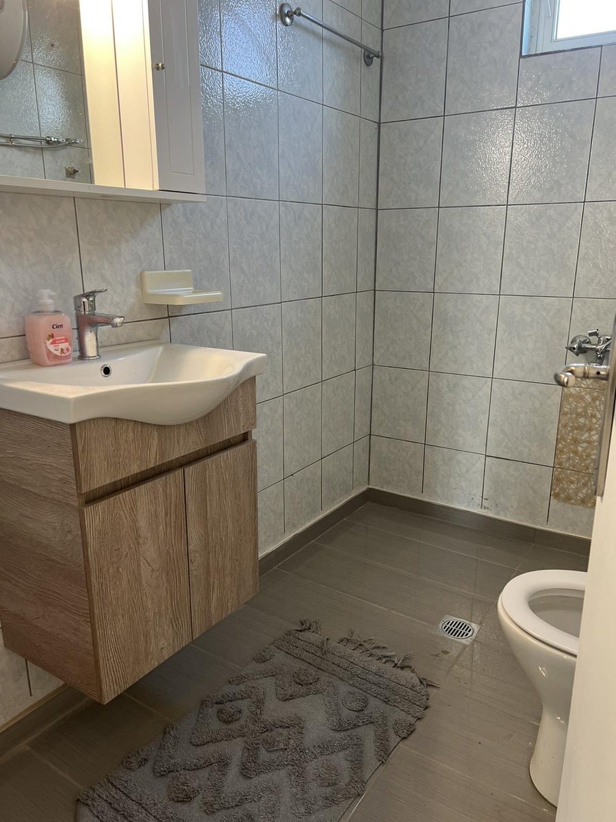 IMG-5212f49dbdb02df689da60a88634fe3f-V (2)